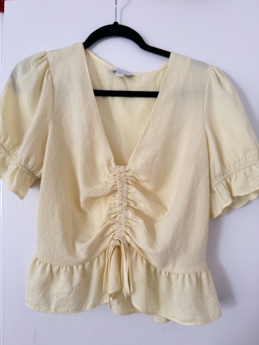 Topshop Butter Yellow Ruched V-Neck Short Sleeve Top